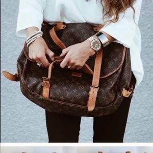 Extra Large Crossbody Louis Vuitton